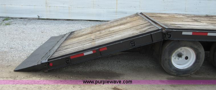 image for item D2443 1994 Trail-Eze equipment trailer