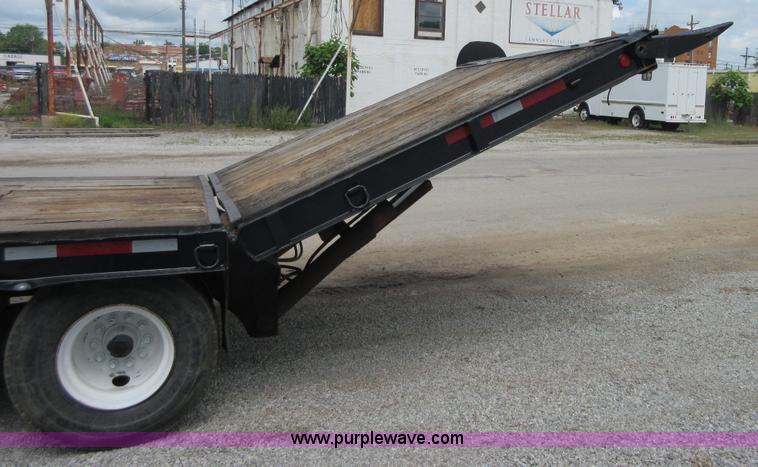 image for item D2443 1994 Trail-Eze equipment trailer