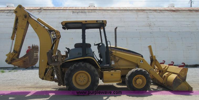 image for item D2444 2001 Caterpillar 420D backhoe