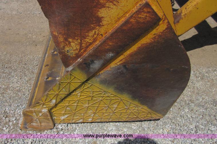 image for item D2444 2001 Caterpillar 420D backhoe