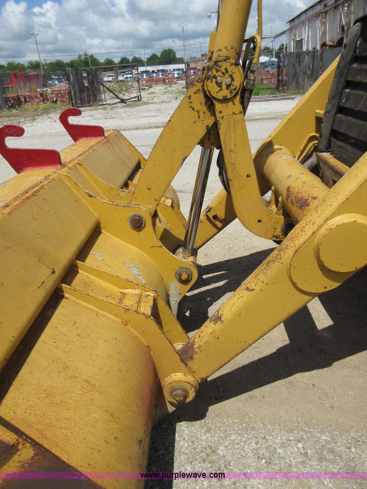 image for item D2444 2001 Caterpillar 420D backhoe