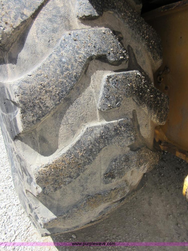 image for item D2444 2001 Caterpillar 420D backhoe