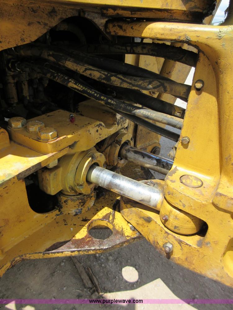 image for item D2444 2001 Caterpillar 420D backhoe