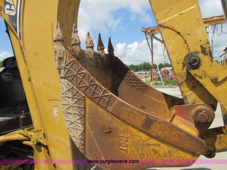 image for item D2444 2001 Caterpillar 420D backhoe