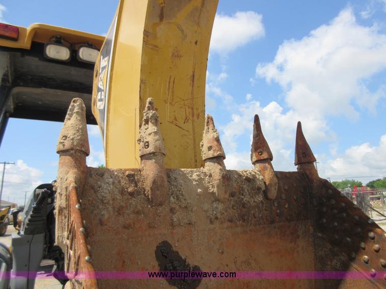 image for item D2444 2001 Caterpillar 420D backhoe