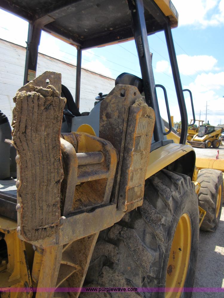 image for item D2444 2001 Caterpillar 420D backhoe