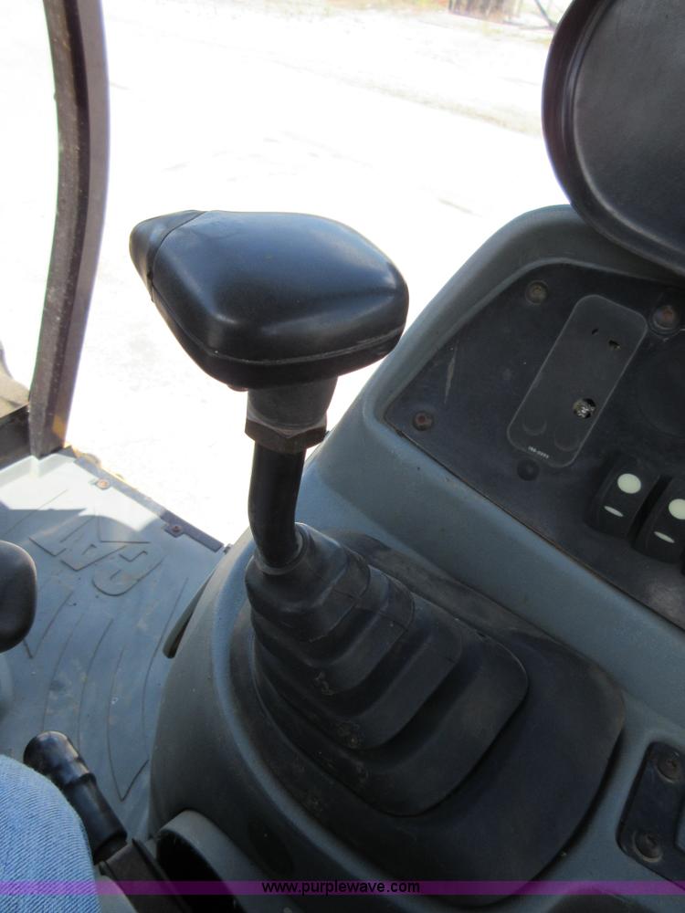 image for item D2444 2001 Caterpillar 420D backhoe