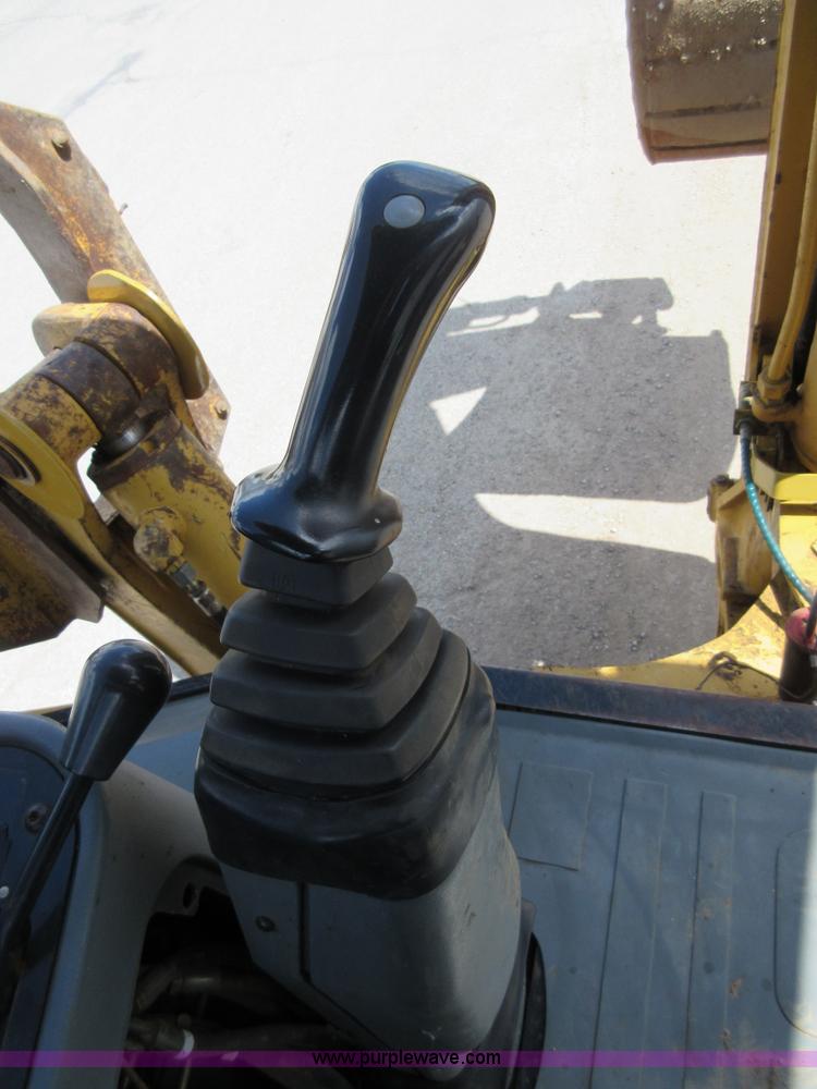 image for item D2444 2001 Caterpillar 420D backhoe