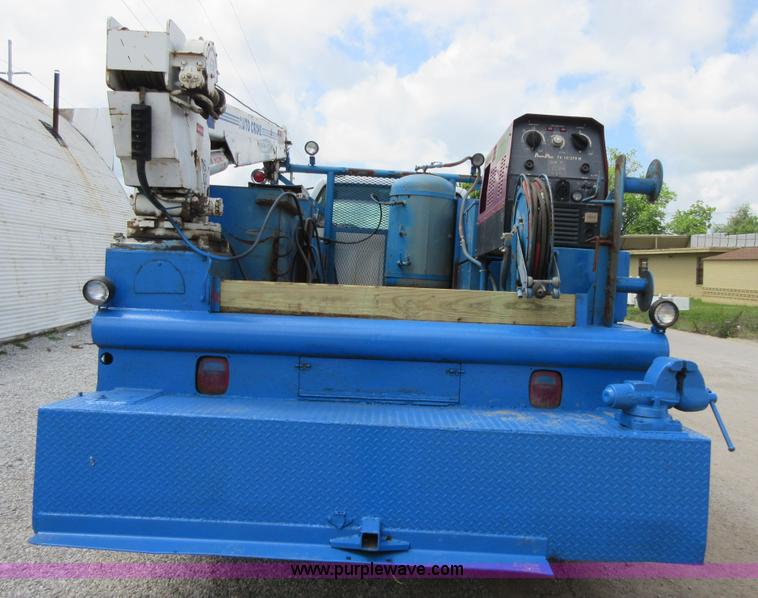 image for item D2445 1995 Chevrolet Kodiak Service truck