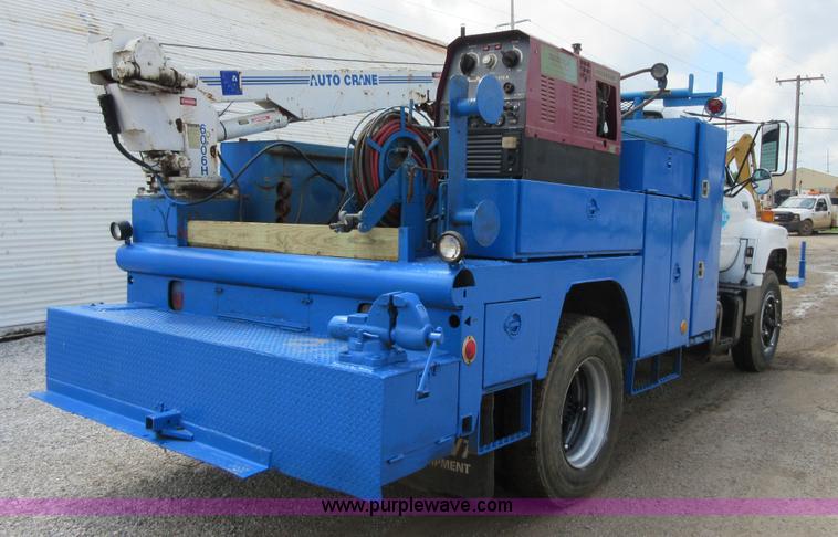 image for item D2445 1995 Chevrolet Kodiak Service truck