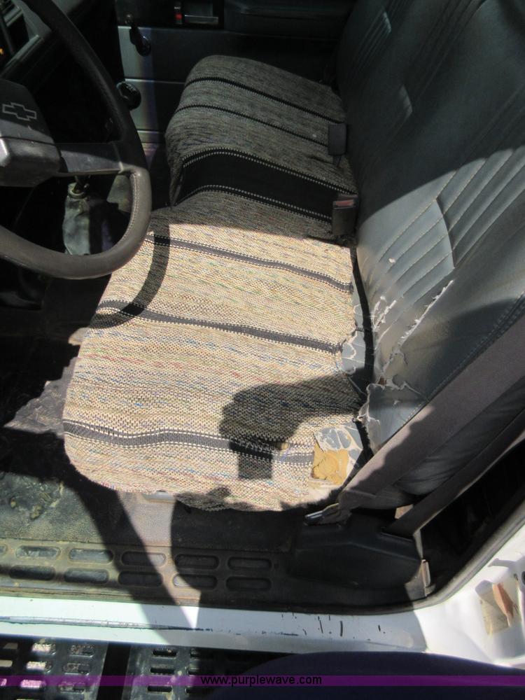 image for item D2445 1995 Chevrolet Kodiak Service truck