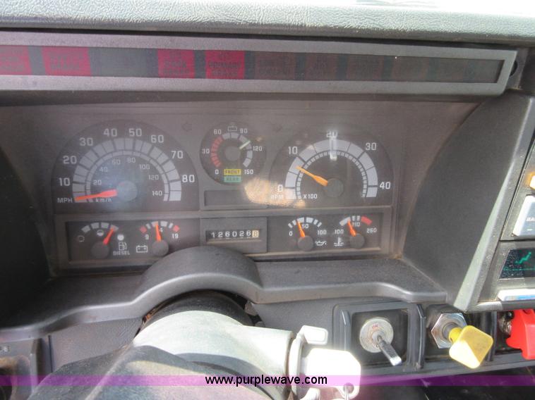 image for item D2445 1995 Chevrolet Kodiak Service truck
