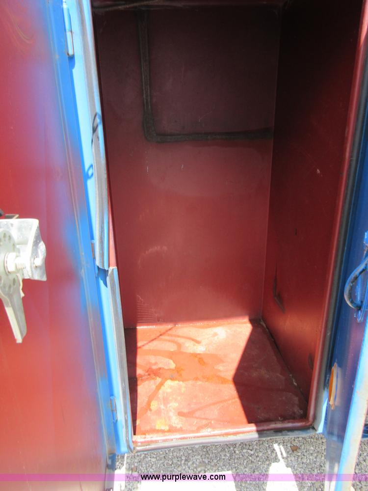 image for item D2445 1995 Chevrolet Kodiak Service truck