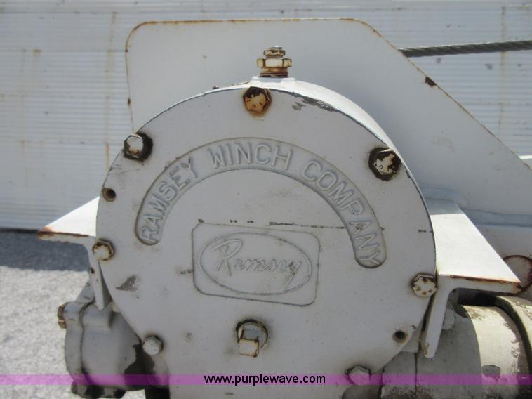 image for item D2445 1995 Chevrolet Kodiak Service truck