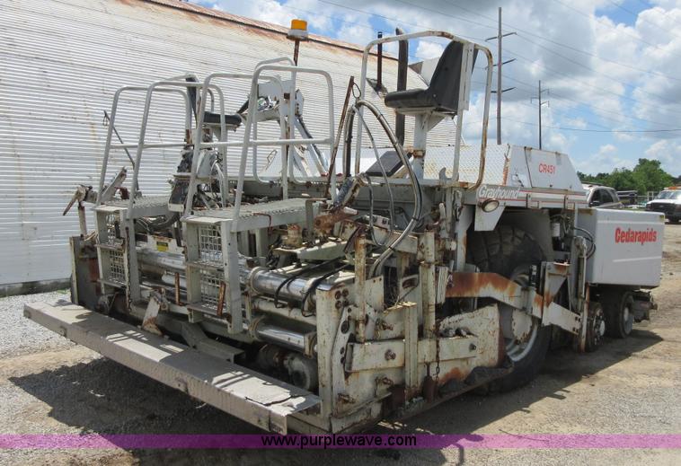 image for item D2446 Cedarapids CR451 asphalt paver
