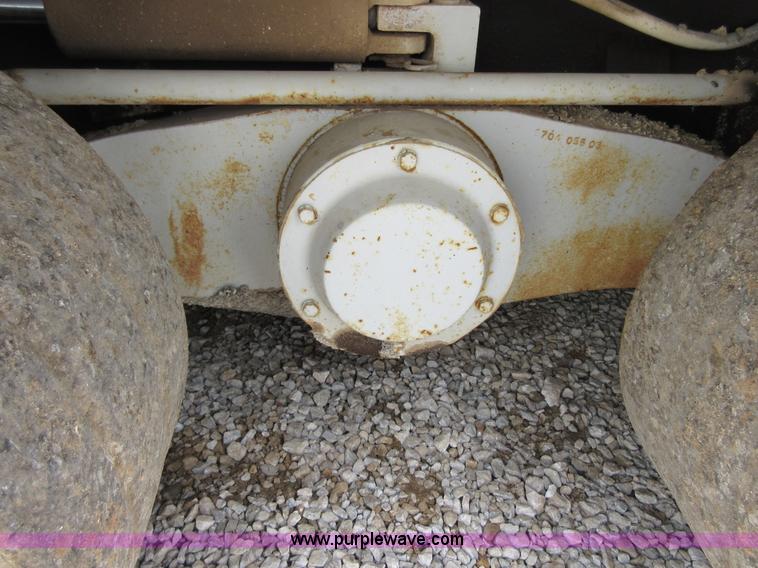 image for item D2446 Cedarapids CR451 asphalt paver