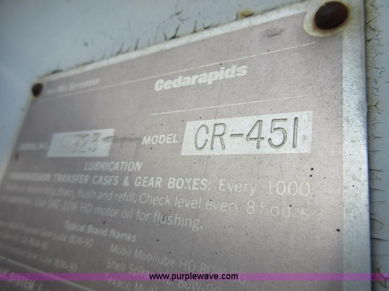 image for item D2446 Cedarapids CR451 asphalt paver