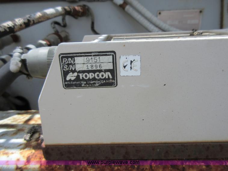 image for item D2446 Cedarapids CR451 asphalt paver