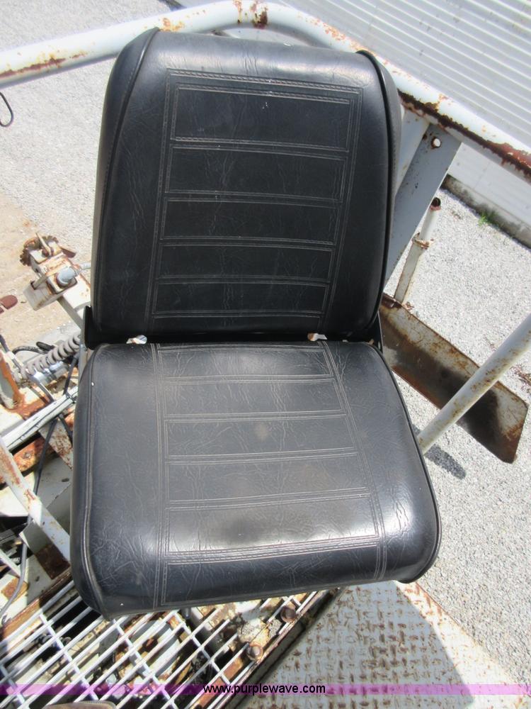 image for item D2446 Cedarapids CR451 asphalt paver