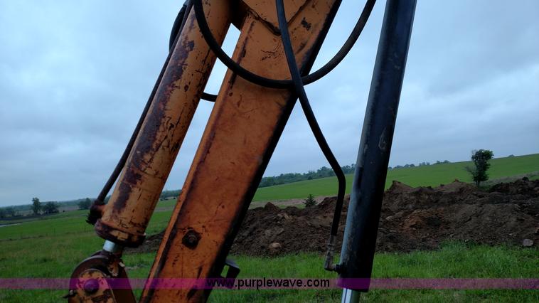 image for item F7794 1984 Case 880D excavator