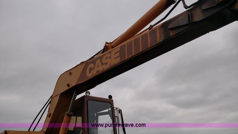 image for item F7794 1984 Case 880D excavator
