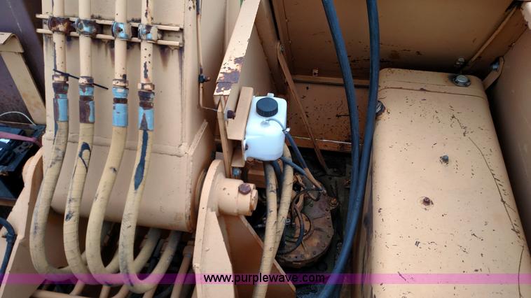 image for item F7794 1984 Case 880D excavator