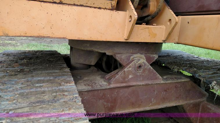 image for item F7794 1984 Case 880D excavator