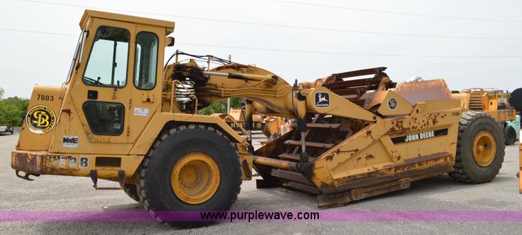 image for item G3551 1993 John Deere 762B elevating scraper