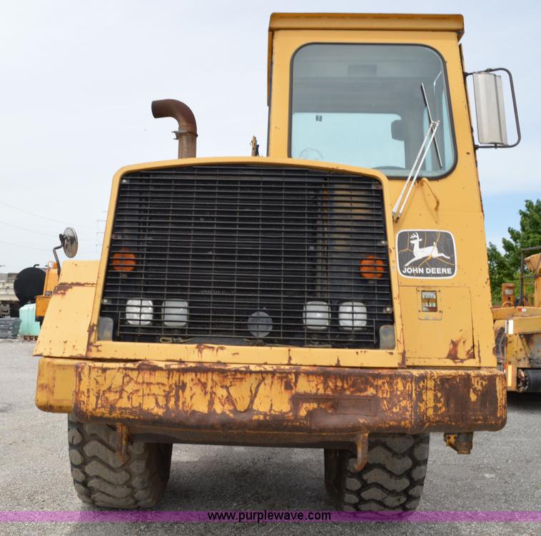 image for item G3551 1993 John Deere 762B elevating scraper