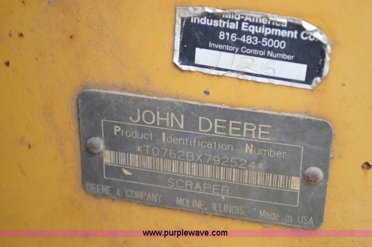 image for item G3551 1993 John Deere 762B elevating scraper