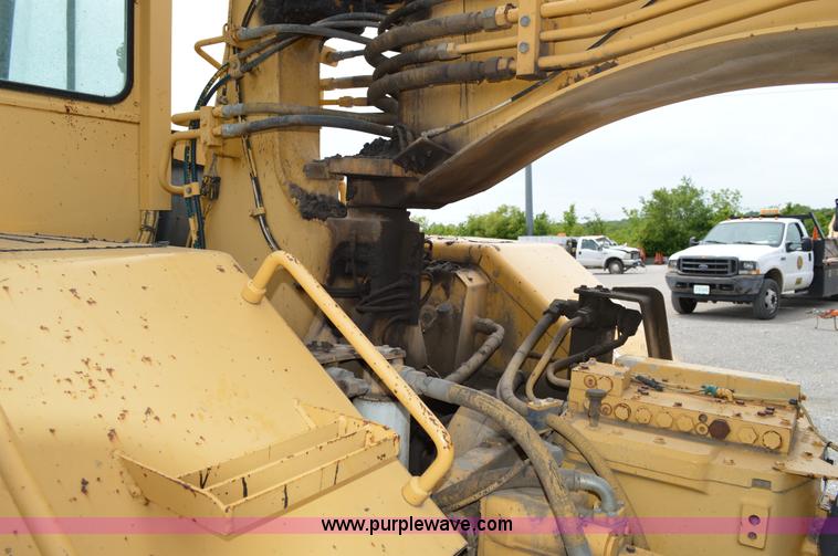 image for item G3551 1993 John Deere 762B elevating scraper