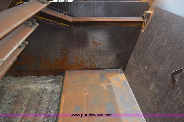 image for item G3551 1993 John Deere 762B elevating scraper