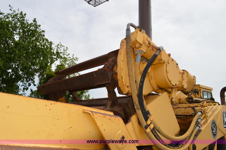 image for item G3551 1993 John Deere 762B elevating scraper