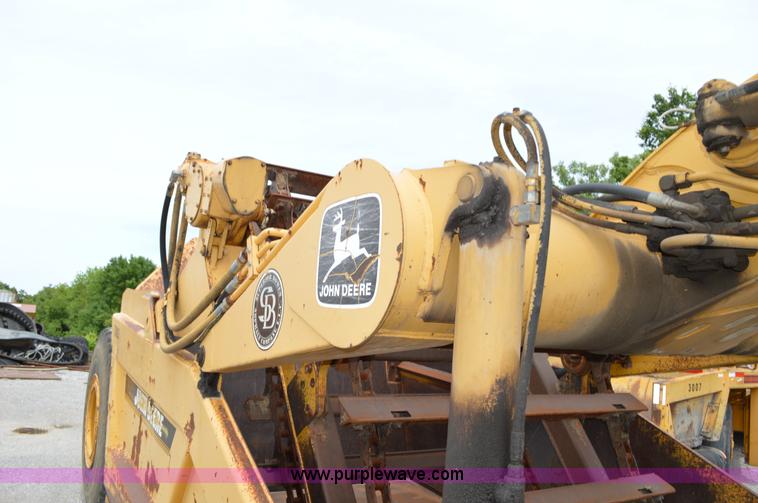 image for item G3551 1993 John Deere 762B elevating scraper