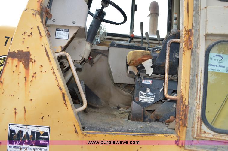 image for item G3551 1993 John Deere 762B elevating scraper