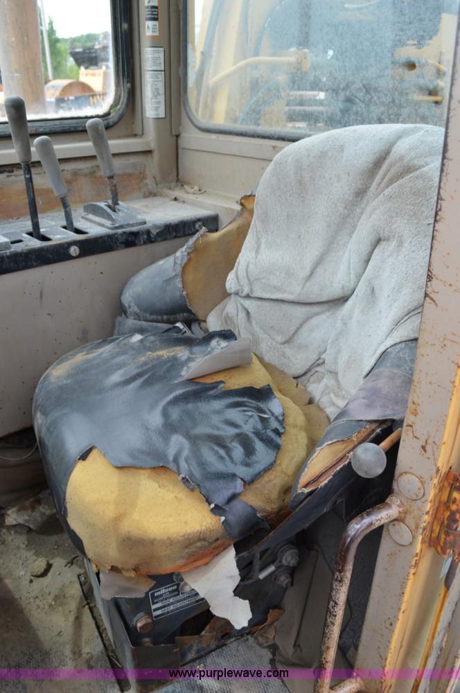 image for item G3551 1993 John Deere 762B elevating scraper