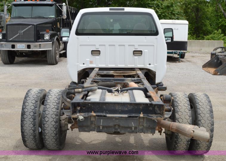 image for item G3553 2008 Ford F550 Super Duty XL truck cab and chassis