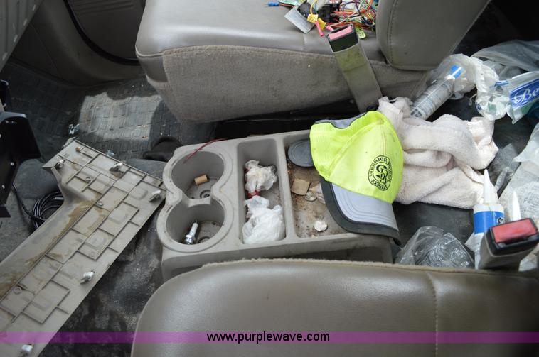 image for item G3553 2008 Ford F550 Super Duty XL truck cab and chassis