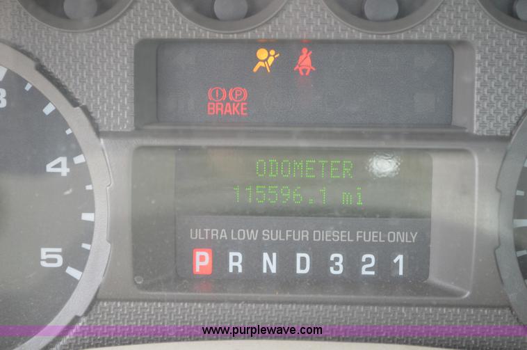 image for item G3553 2008 Ford F550 Super Duty XL truck cab and chassis