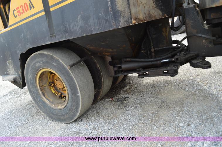 image for item G3562 Hyster C530A pneumatic roller