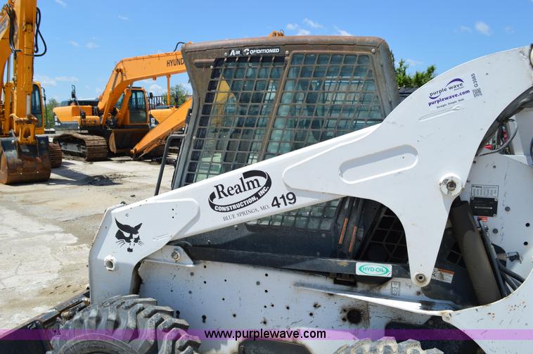 image for item G3565 2008 Bobcat S250 skid steer