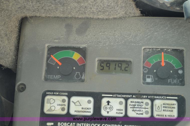 image for item G3565 2008 Bobcat S250 skid steer