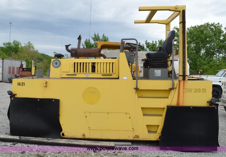 image for item H3482 Bomag BW20R pnuematic roller