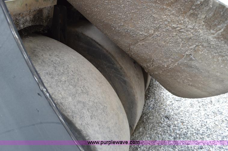 image for item H3482 Bomag BW20R pnuematic roller