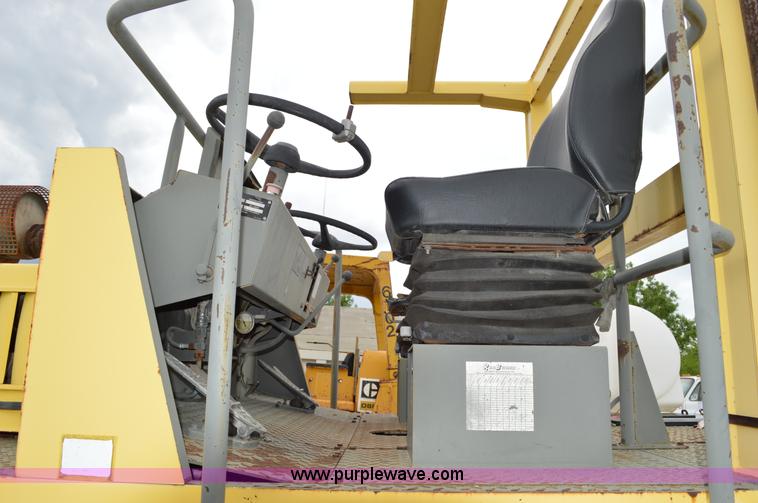 image for item H3482 Bomag BW20R pnuematic roller