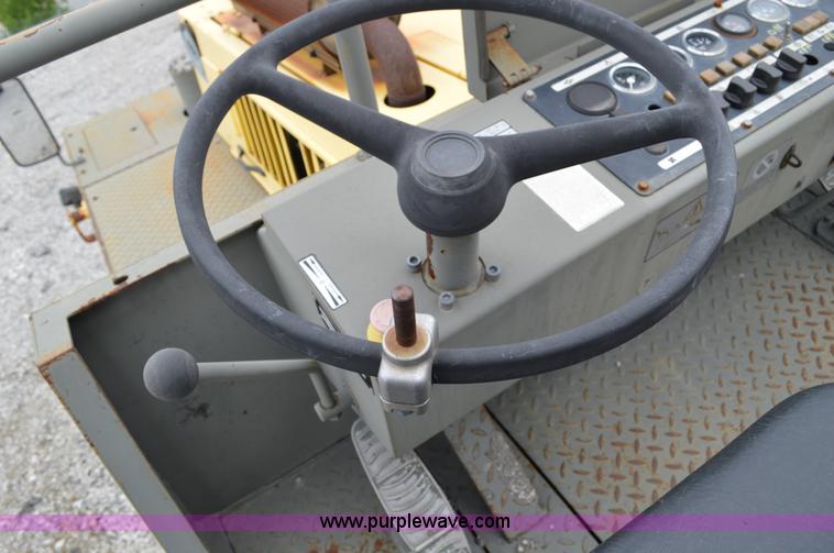 image for item H3482 Bomag BW20R pnuematic roller