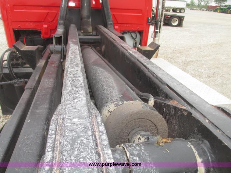 image for item H4651 2001 Freightliner FL70 hook lift truck