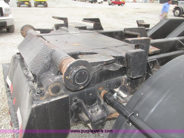 image for item H4651 2001 Freightliner FL70 hook lift truck