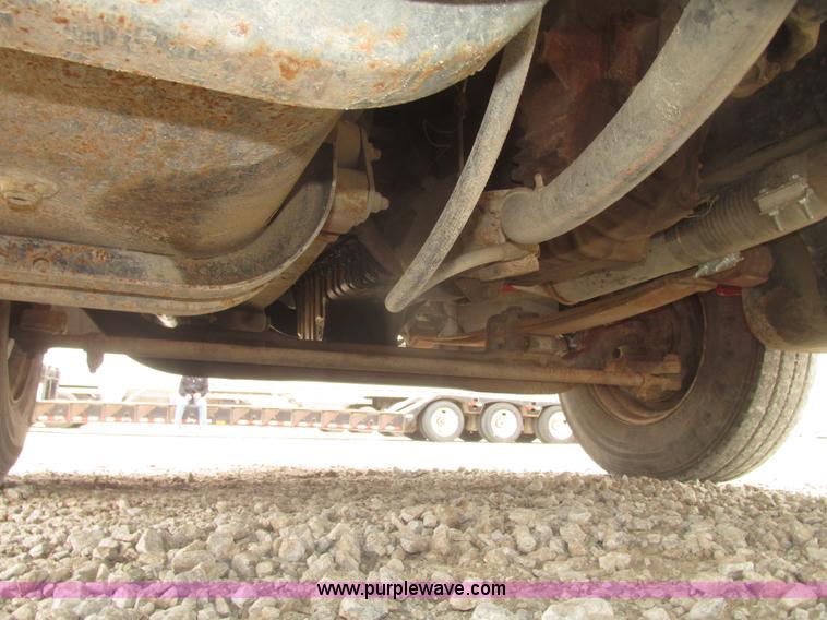 image for item H4651 2001 Freightliner FL70 hook lift truck