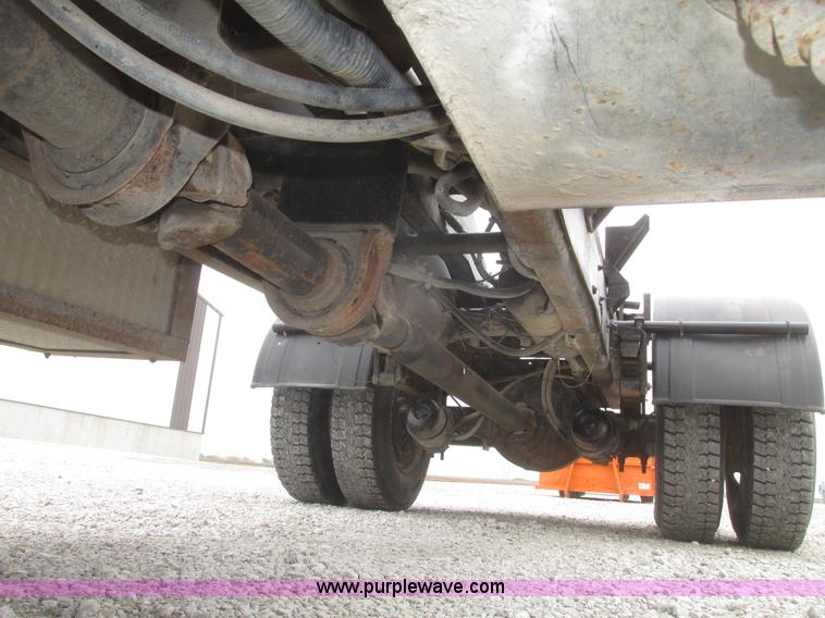 image for item H4651 2001 Freightliner FL70 hook lift truck